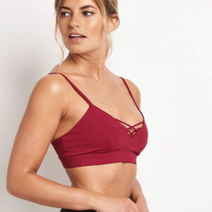 Alo Interlace bra athletic red velvet sports bra strappy lace-up front